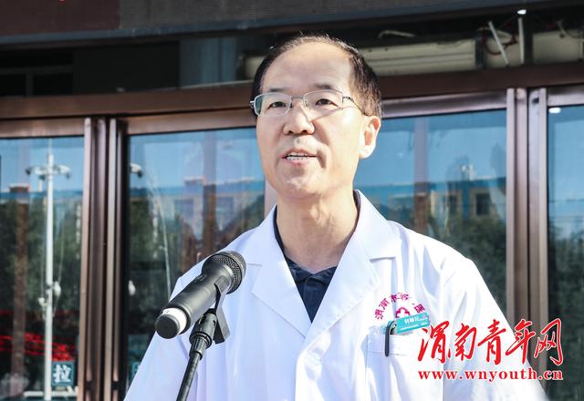 渭南市第一医院组织职工积极献血 用爱心为生命“加油”(图3)