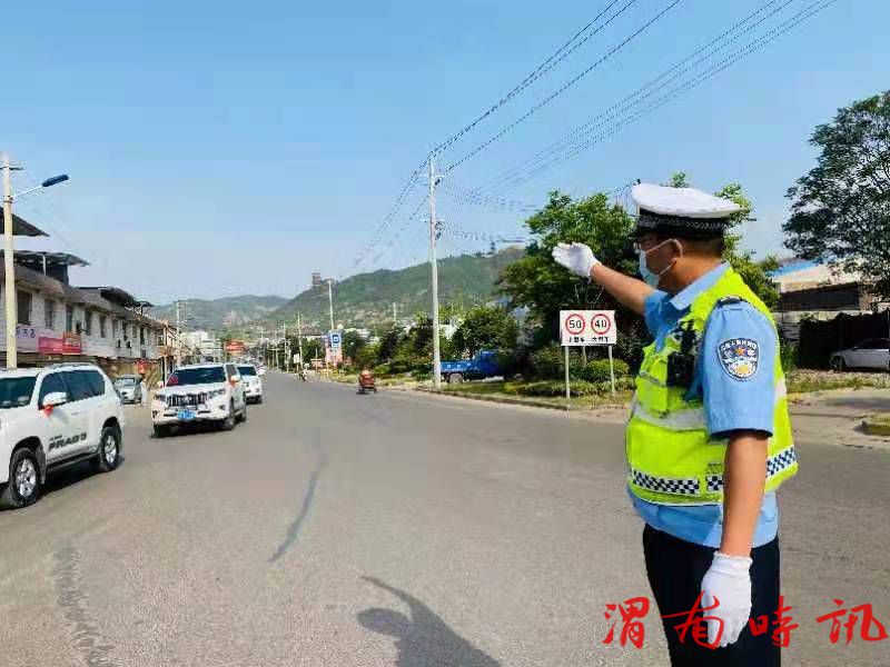 高考第一天 韩城公安交警全力护航逐梦之路(图4)