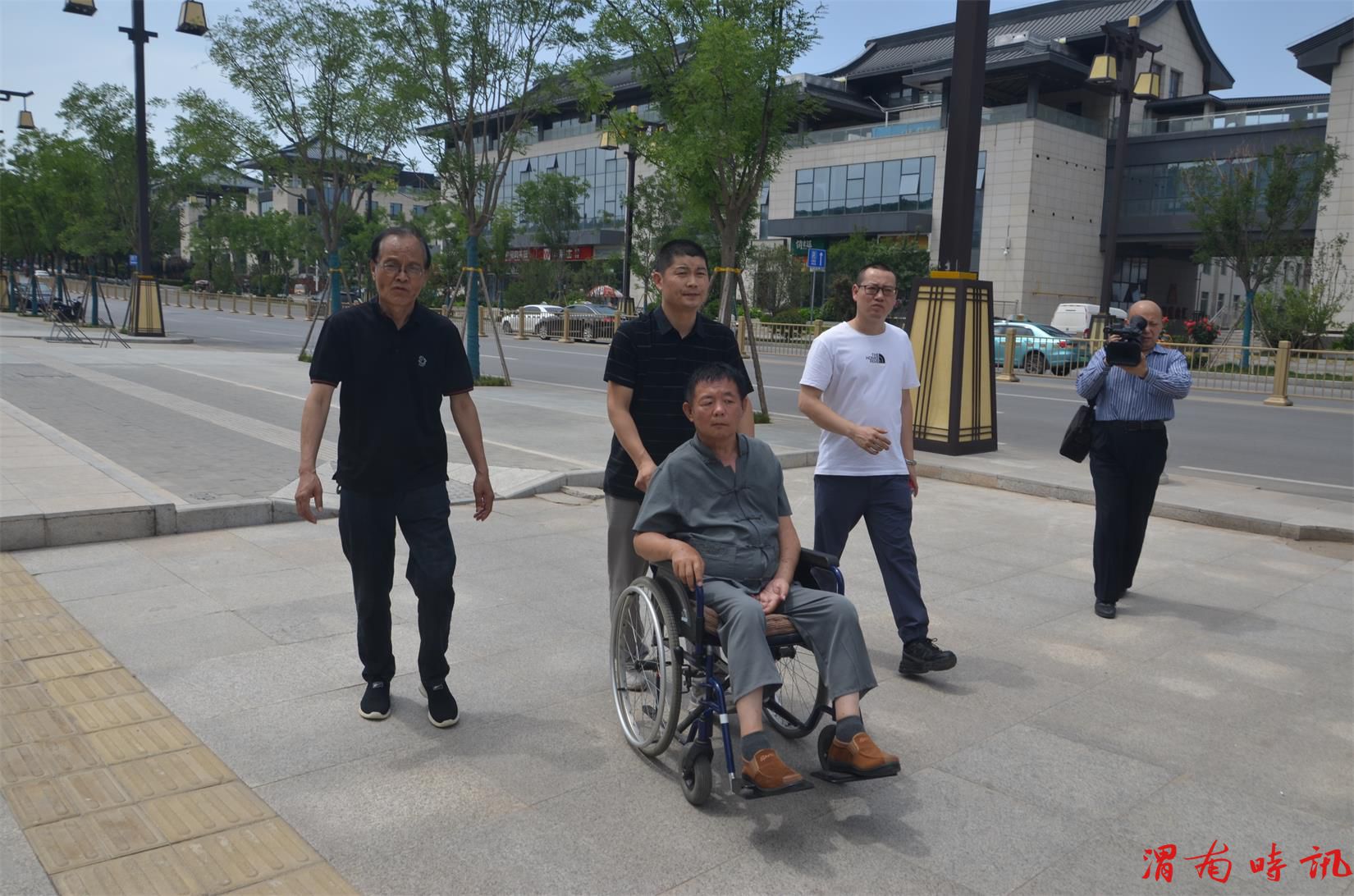 爱国工程研究院管理委员会主任方建文博士对陕西临潼华清池愽物馆进行考察(图5)