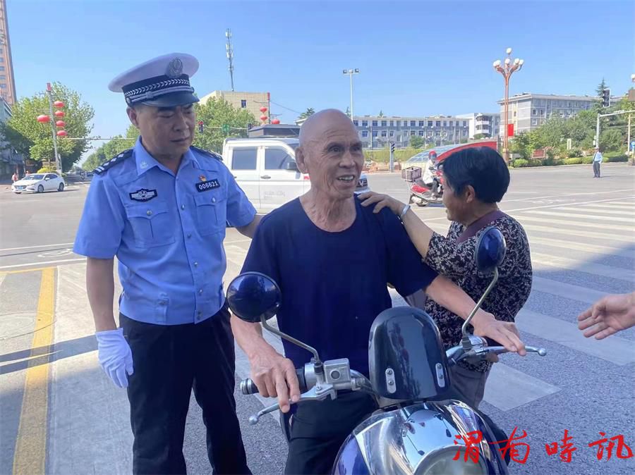 陕西韩城          爱心企业赠送头盔        助力“一盔一带”安全守护行动