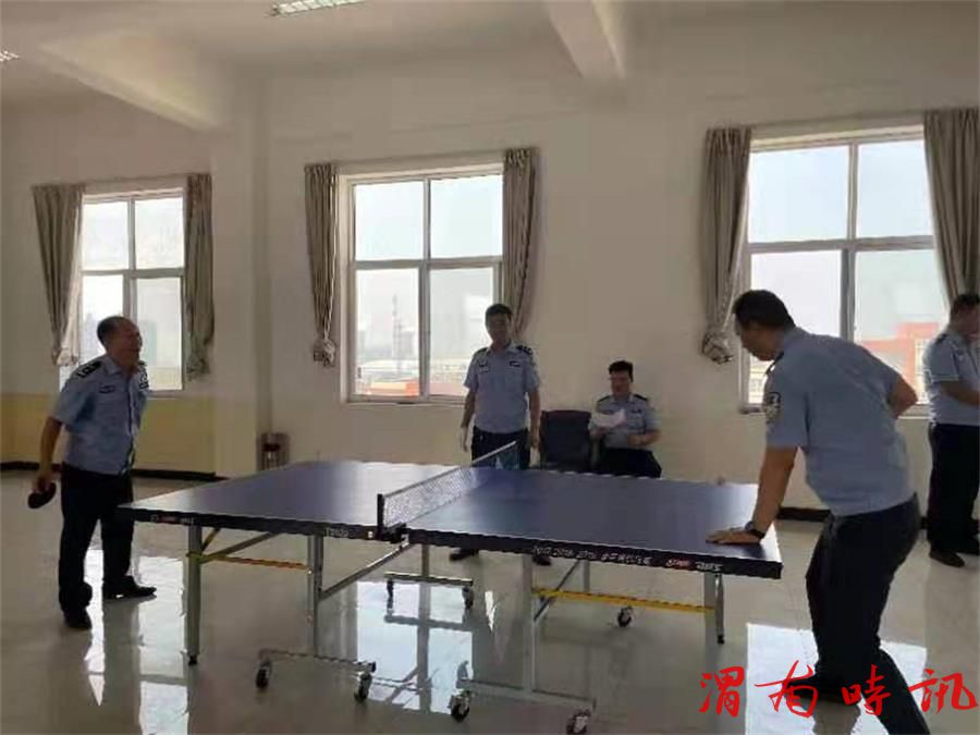 重温入党誓词 举办文体比赛(图6) 重温入党誓词 举办文体比赛(图6)