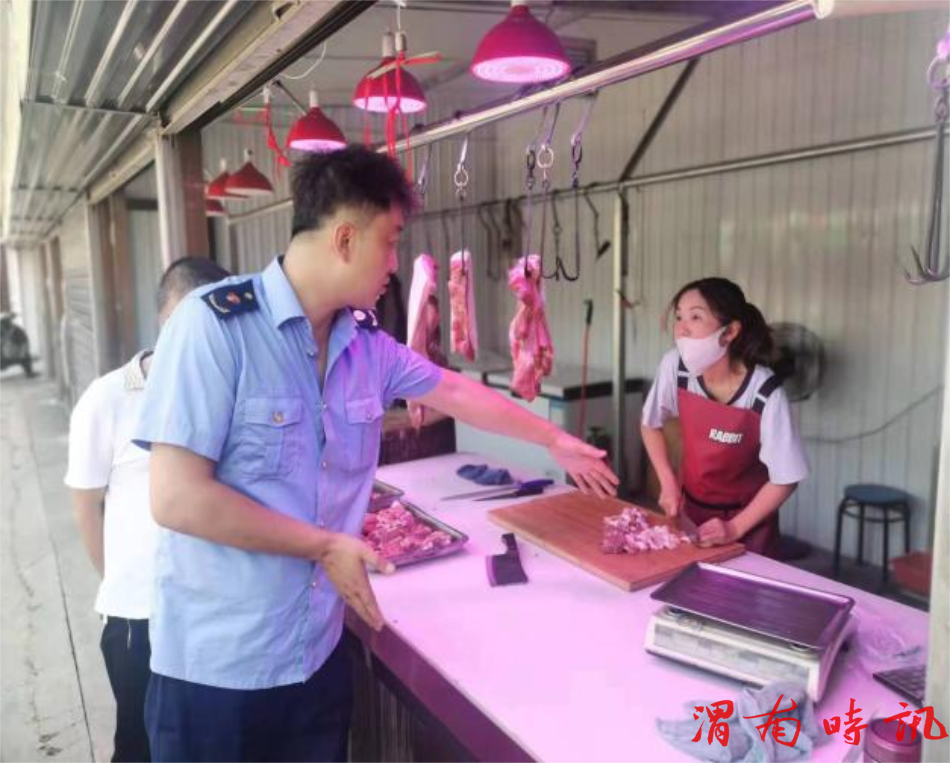 韩城市市场监督管理局新城食药所开展辖区中秋节前食品安全检查活动(图4) 韩城市市场监督管理局新城食药所开展辖区中秋节前食品安全检查活动(图4)
