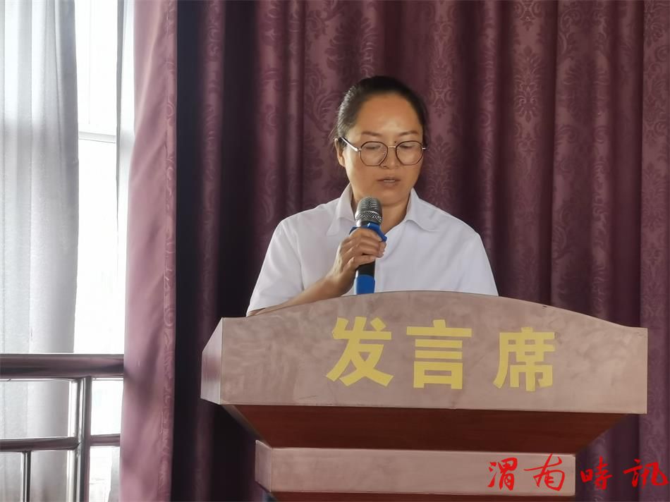 踔厉奋发勇争先 笃行不怠向未来 —路井镇中学召开2022年秋季开学典礼 暨教师表彰大会(图6) 踔厉奋发勇争先 笃行不怠向未来 —路井镇中学召开2022年秋季开学典礼 暨教师表彰大会(图6)