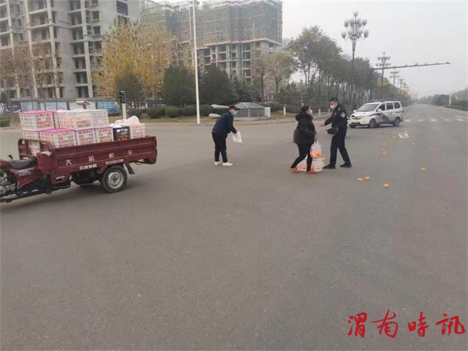 韩城公安交警：暖心！疫情防控期间服务群众不缺位(图1)