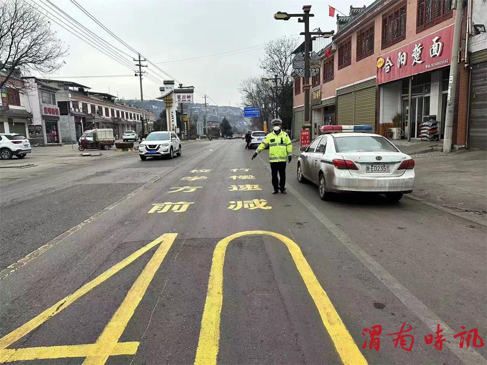 韩城市公安局交警大队 108国道南线“除隐患、增标识、防事故”工作纪实(图4)