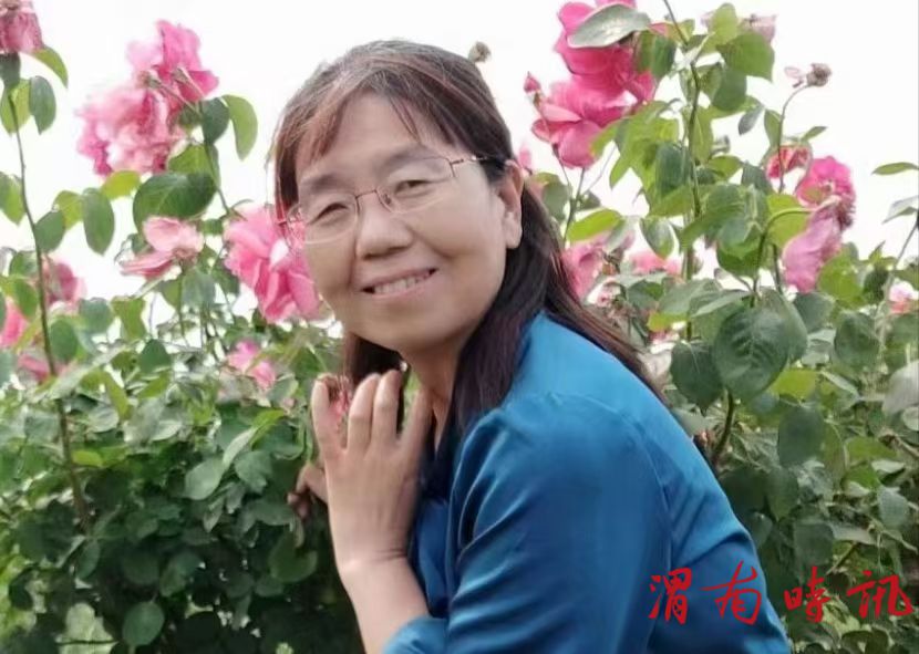七言律诗   乙巳暮春游兴庆宫赏牡丹并吊玉环