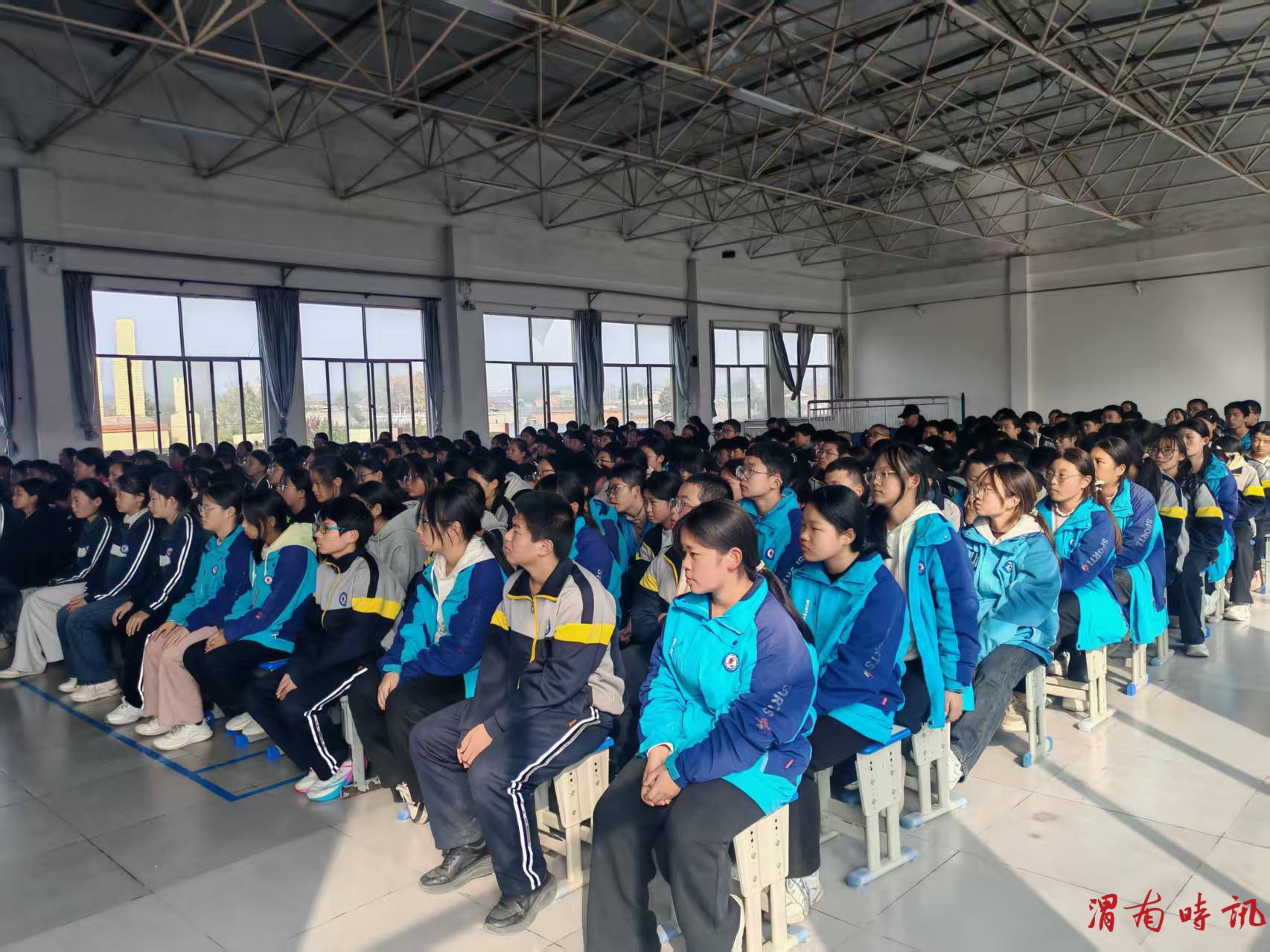 安全教育进校园,筑梦未来促成长 合阳县路井派出所开展校园安全教育日主题活动(图3) 安全教育进校园,筑梦未来促成长 合阳县路井派出所开展校园安全教育日主题活动(图3)