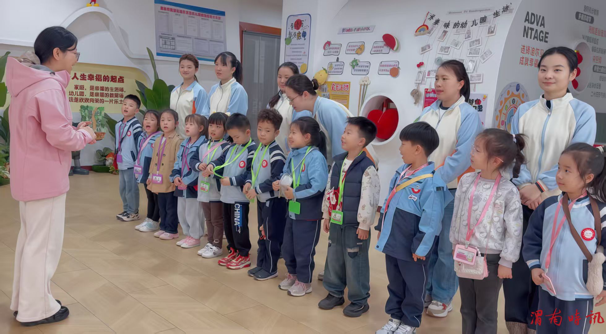 迪尔贝贝幼儿园新学期“快乐集市”开市:幼儿在真实体验中感悟劳动与成长(图5) 迪尔贝贝幼儿园新学期“快乐集市”开市:幼儿在真实体验中感悟劳动与成长(图5)