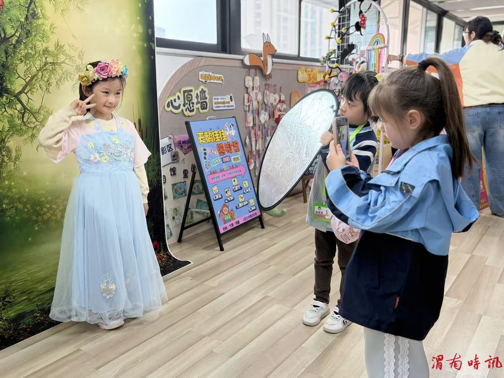 迪尔贝贝幼儿园新学期“快乐集市”开市:幼儿在真实体验中感悟劳动与成长(图10) 迪尔贝贝幼儿园新学期“快乐集市”开市:幼儿在真实体验中感悟劳动与成长(图10)